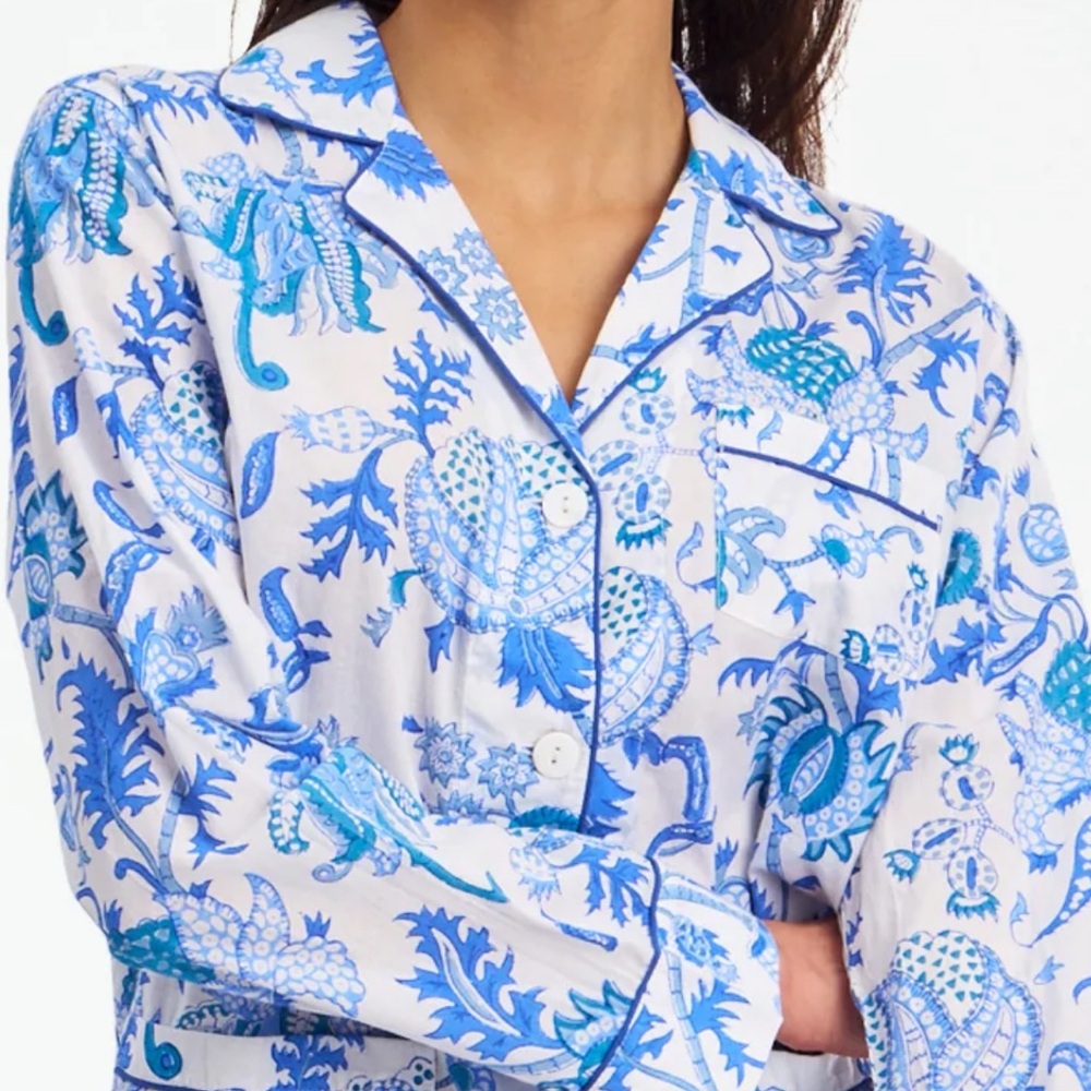 Roller Rabbit Blue and White Floral Pajama Top NEW WITH TAGS